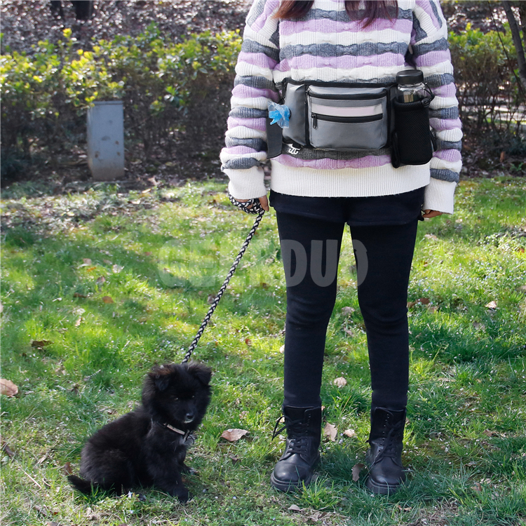 Bolsa de entrenamiento para perros Dispensador de bolsas para caca integrado con portabotellas de agua oculto GRDBR-4